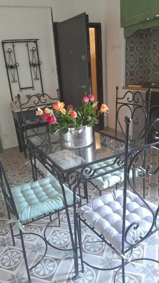 Appartement Authentique Au Bord Du Fleuve Herault Agde Ngoại thất bức ảnh